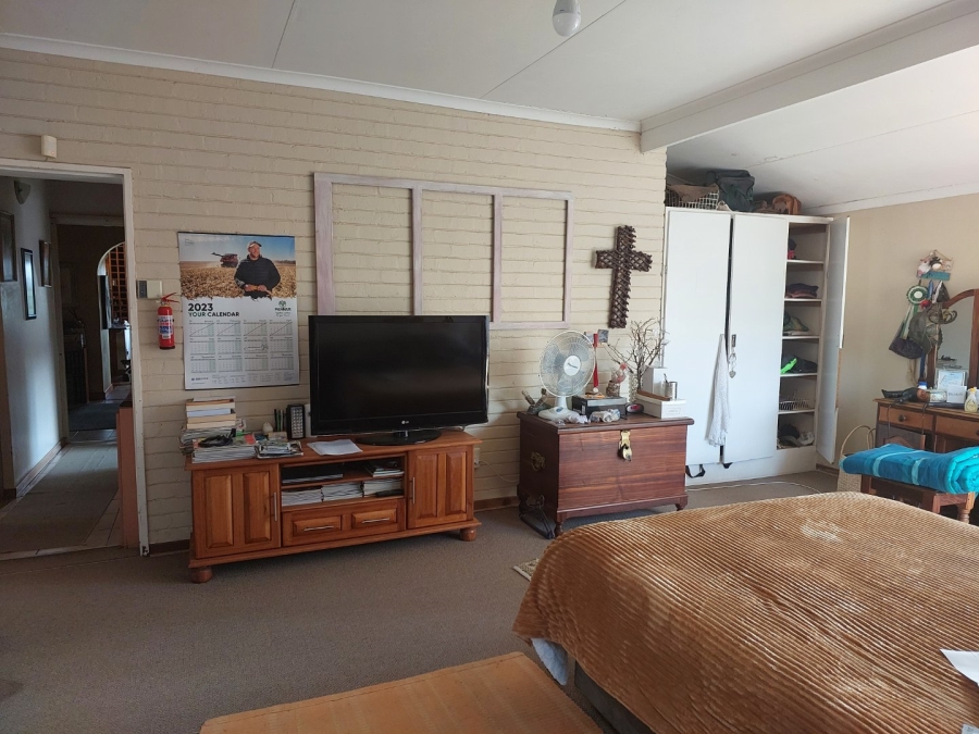 3 Bedroom Property for Sale in Tuinhof Free State